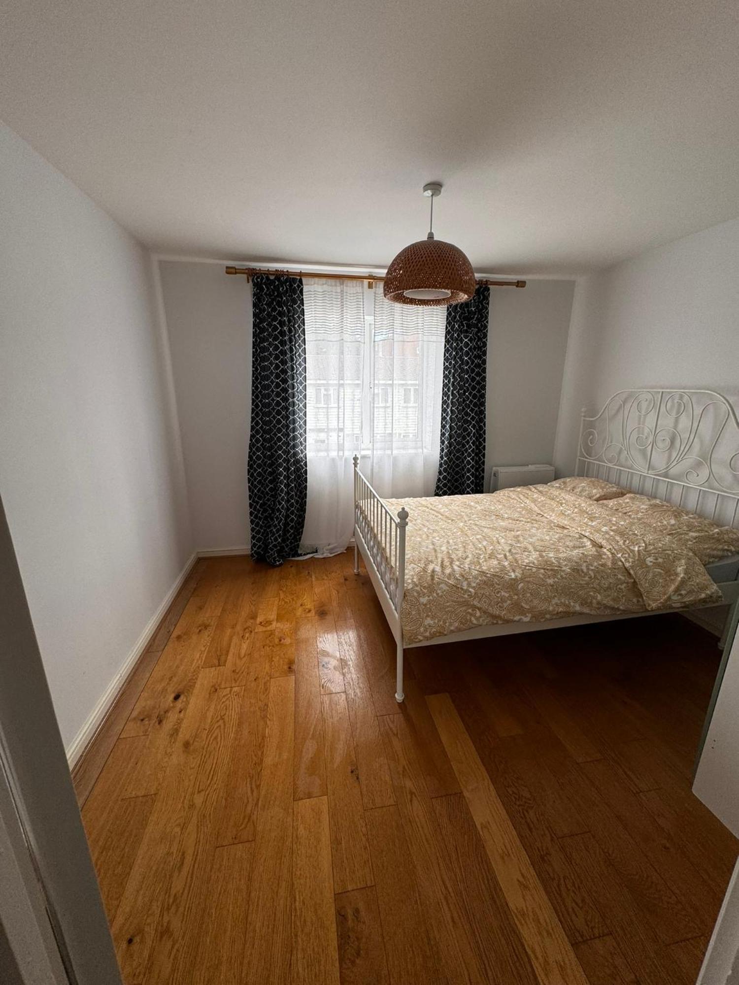2-Bedroom Flat Walking Distance To Excel London - Perfect Location! Exterior photo