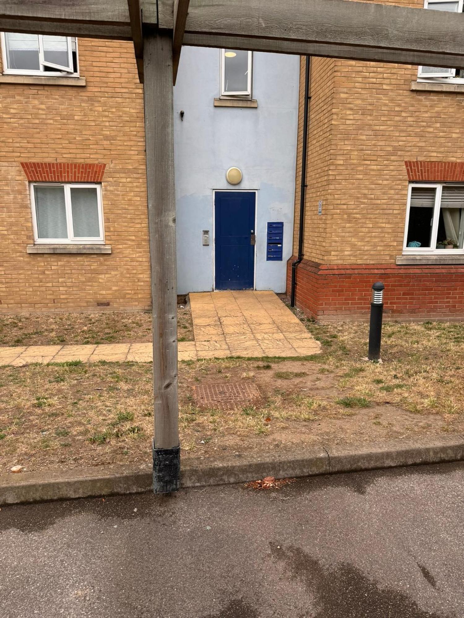 2-Bedroom Flat Walking Distance To Excel London - Perfect Location! Exterior photo